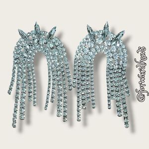 Silver-Tone Rhinestone Dangle Earrings – Glamorous and Sparkling